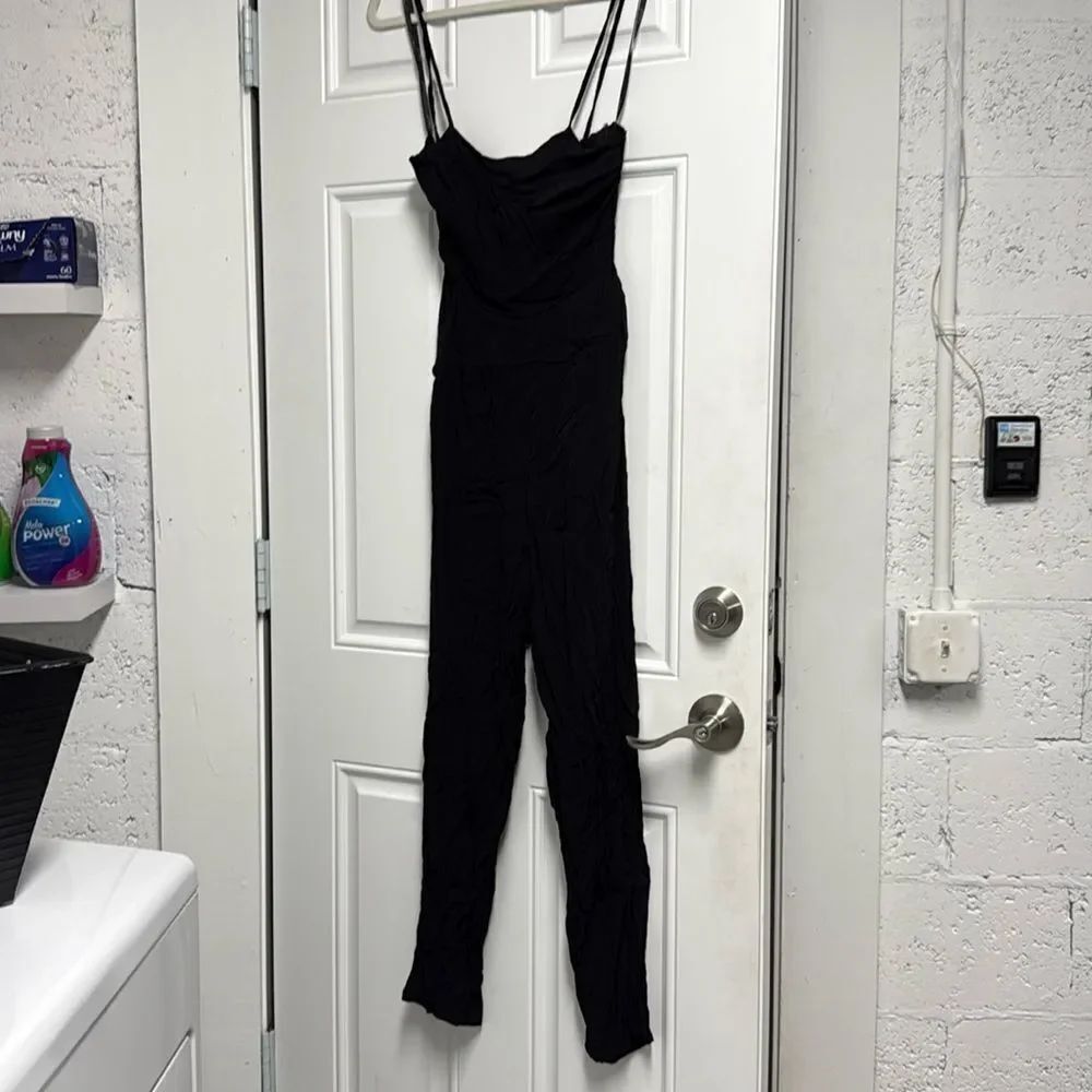 MINKPINK Black Jumpsuit Sleek Structured Design Size Small Like New